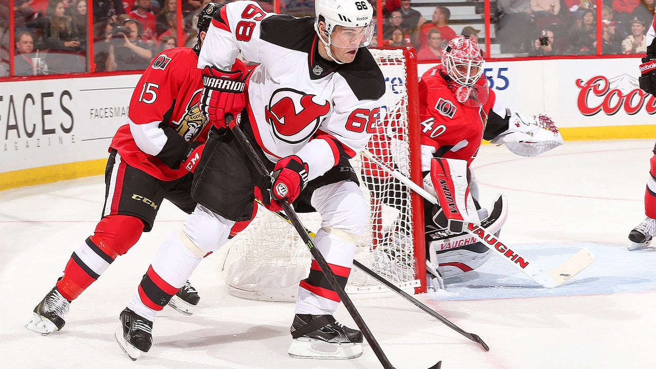 Senators lose in OT to Devils in first game after Ottawa shootings